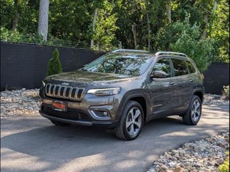 Used 2019 Jeep Cherokee Limited image 1
