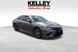 Used 2019 Toyota Camry L image 1