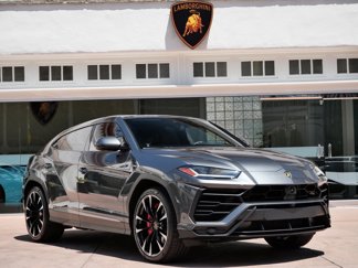 Used 2019 Lamborghini Urus image 1
