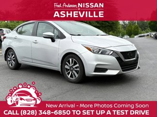 Used 2021 Nissan Versa SV image 1