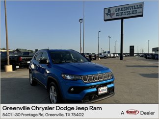 Used 2022 Jeep Compass Latitude image 1
