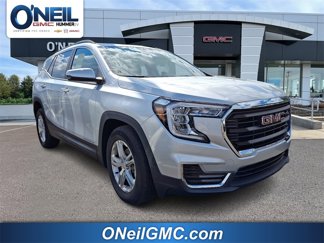 Used 2022 GMC Terrain SLE w/ Driver Convenience Package image 1