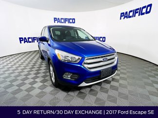 Used 2017 Ford Escape SE image 1