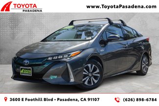 Used 2017 Toyota Prius Prime Premium image 1