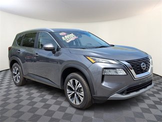 Used 2022 Nissan Rogue SV w/ SV Premium Package image 1