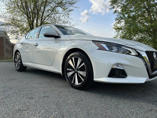Used 2021 Nissan Altima 2.5 SL image 1