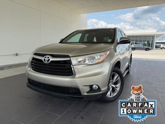 Used 2014 Toyota Highlander XLE image 1