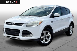 Used 2015 Ford Escape SE image 1