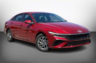 Used 2024 Hyundai Elantra Blue image 1
