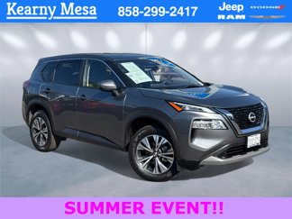 Used 2023 Nissan Rogue SV image 1