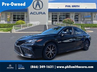 Used 2022 Toyota Camry SE image 1