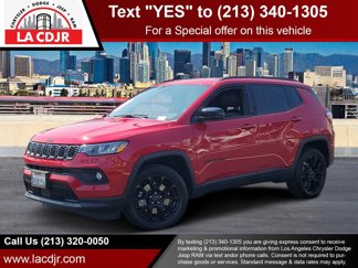 Used 2025 Jeep Compass Latitude w/ Altitude Special Edition image 1