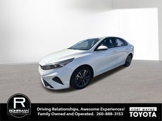 Used 2023 Kia Forte LXS image 1