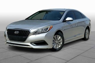 Used 2016 Hyundai Sonata SE image 1