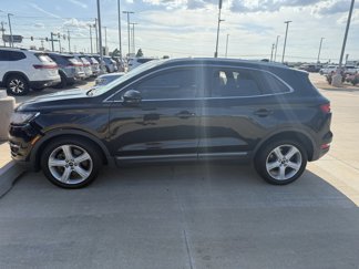 Used 2017 Lincoln MKC Premiere image 1