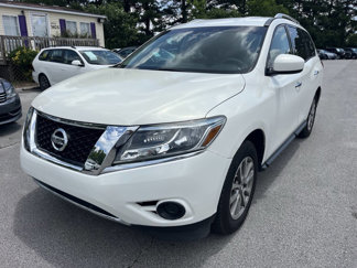 Used 2014 Nissan Pathfinder S image 1