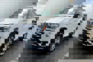 Used 2015 BMW X3 xDrive28d image 1