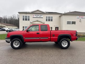 Used 2005 Chevrolet Silverado 1500 4x4 Extended Cab w/ Light Duty Power Package image 1