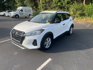 Used 2021 Nissan Kicks S image 1