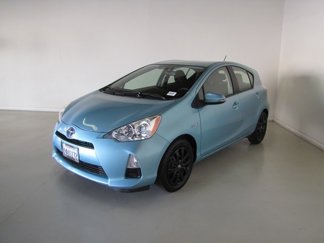 Used 2014 Toyota Prius C Two image 1