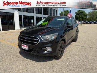 Used 2018 Ford Escape SE image 1