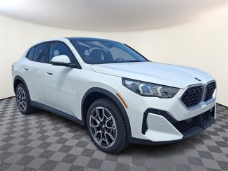 New 2025 BMW X2 xDrive28i w/ Premium Package image 1