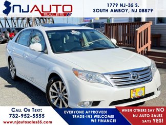 Used 2011 Toyota Avalon Limited image 1