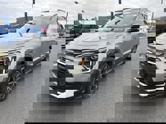 Used 2023 Kia Niro EX image 1