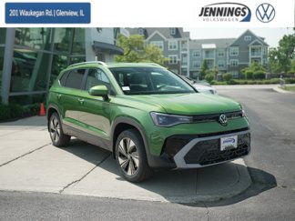 New 2025 Volkswagen Taos SE image 1