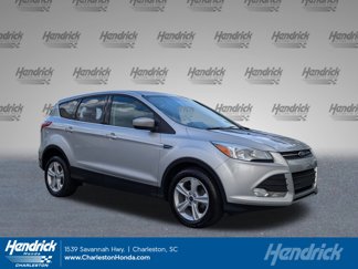 Used 2015 Ford Escape SE image 1