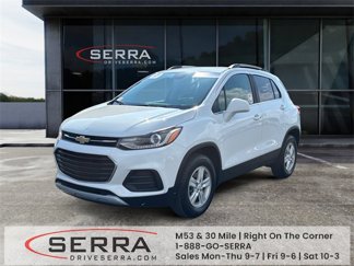 Used 2017 Chevrolet Trax LT w/ LT Convenience Package image 1