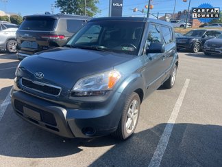Used 2011 Kia Soul + image 1