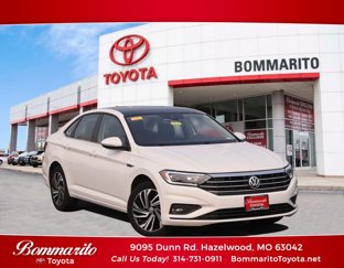 Used 2021 Volkswagen Jetta SEL Premium image 1