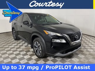 Used 2022 Nissan Rogue SV image 1