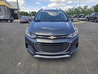 Used 2018 Chevrolet Trax LT w/ LT Convenience Package image 1