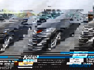 Used 2022 Chevrolet Malibu LT image 1