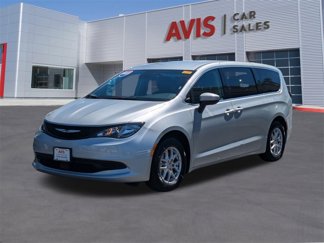 Used 2023 Chrysler Voyager LX image 1
