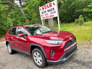 Used 2021 Toyota RAV4 LE image 1