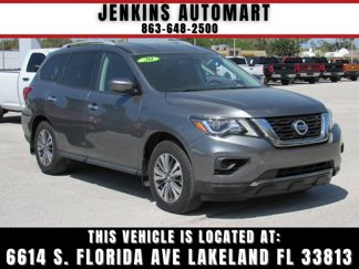 Used 2020 Nissan Pathfinder S image 1