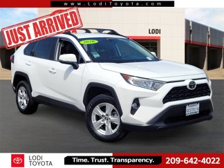 Used 2020 Toyota RAV4 XLE image 1