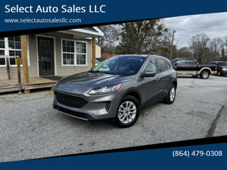 Used 2021 Ford Escape SE w/ Cold Weather Package image 1