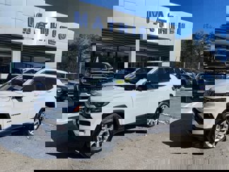Used 2024 Jeep Compass Latitude image 1