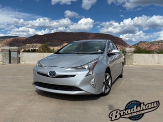 Used 2018 Toyota Prius Four image 1
