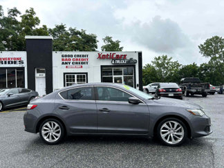 Used 2017 Acura ILX image 1