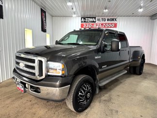 Used 2005 Ford F350 4x4 Crew Cab DRW Super Duty image 1