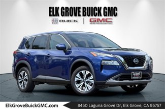 Used 2023 Nissan Rogue SV image 1