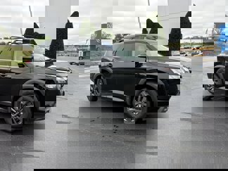 Used 2022 Nissan Pathfinder SV w/ SV Premium Package image 1