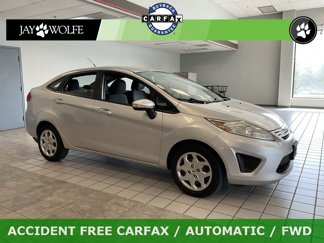 Used 2013 Ford Fiesta SE image 1