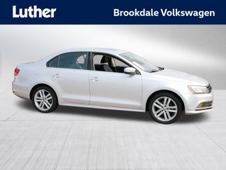 Used 2015 Volkswagen Jetta SEL image 1