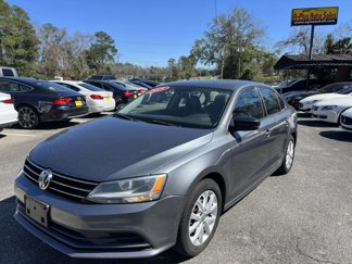 Used 2015 Volkswagen Jetta SE image 1